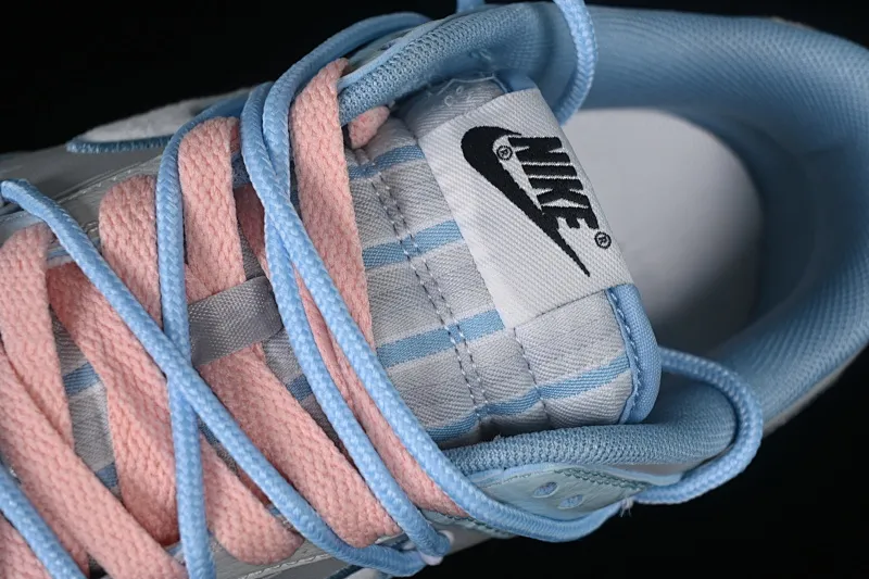 All Categories Nk SB Dunk Series Nk SB Dunk Low Low-top sneakers Nk Dunk Low CNY Made in Cass Hand-painted rabbit Gray blue and white SB strap deconstructed low-top casual sneakers FB1871-011